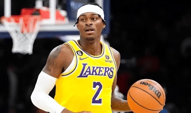 开云-湖人117-135黄蜂4坏消息！防守资源+雷迪克布置拉胯，替补没能力